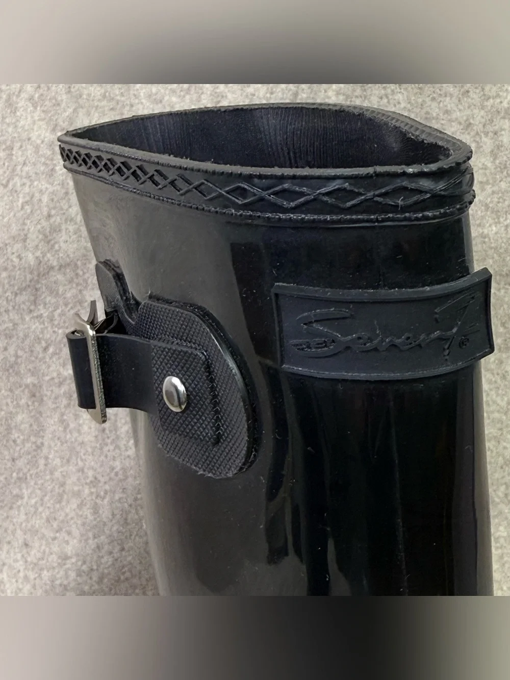 Seven Black Women's  Slip On Waterproof Glossy Rain Boots Womens Sz 9